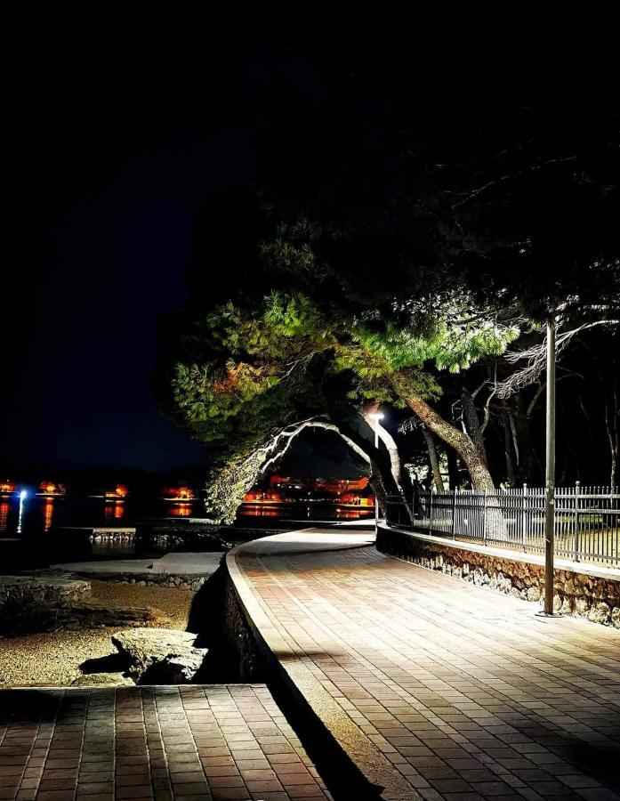Apartmani Ivisic Vodice Eksteriør billede