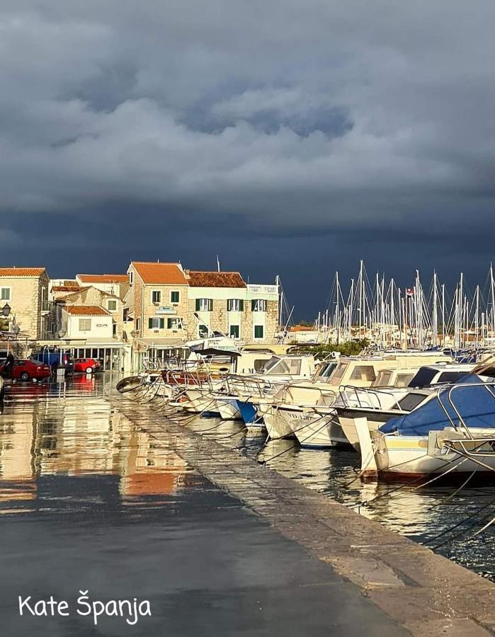Apartmani Ivisic Vodice Eksteriør billede