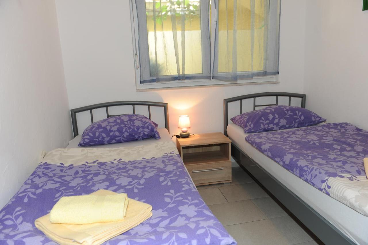 Apartmani Ivisic Vodice Eksteriør billede