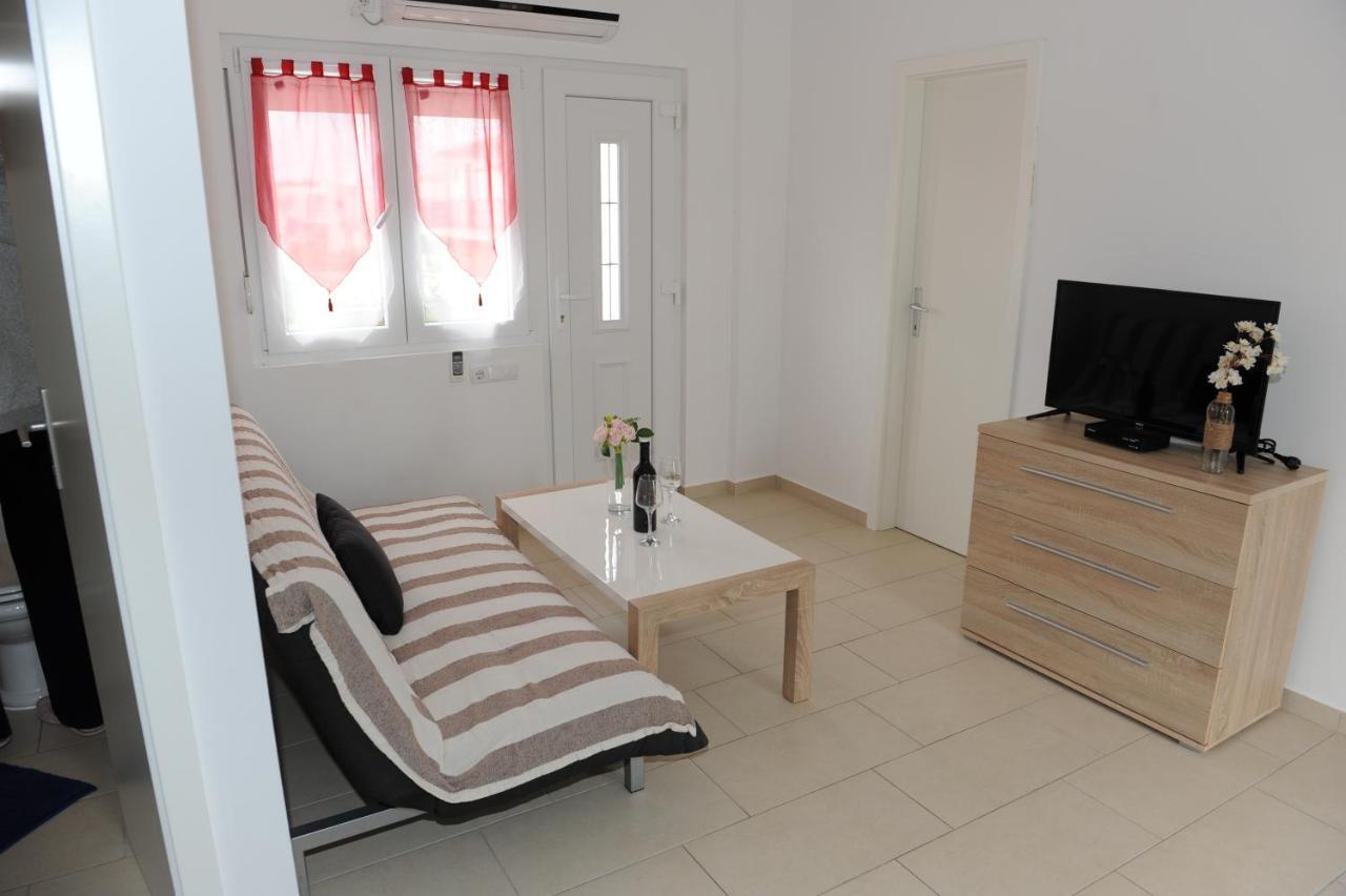 Apartmani Ivisic Vodice Eksteriør billede