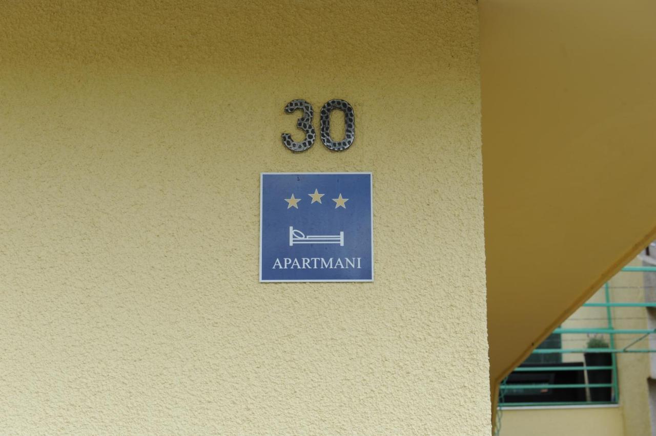 Apartmani Ivisic Vodice Eksteriør billede