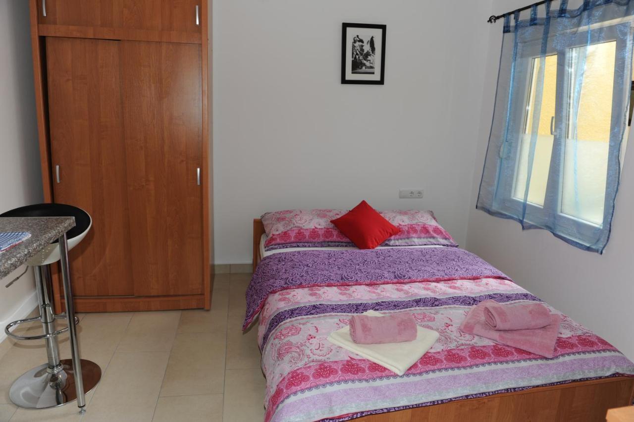 Apartmani Ivisic Vodice Eksteriør billede