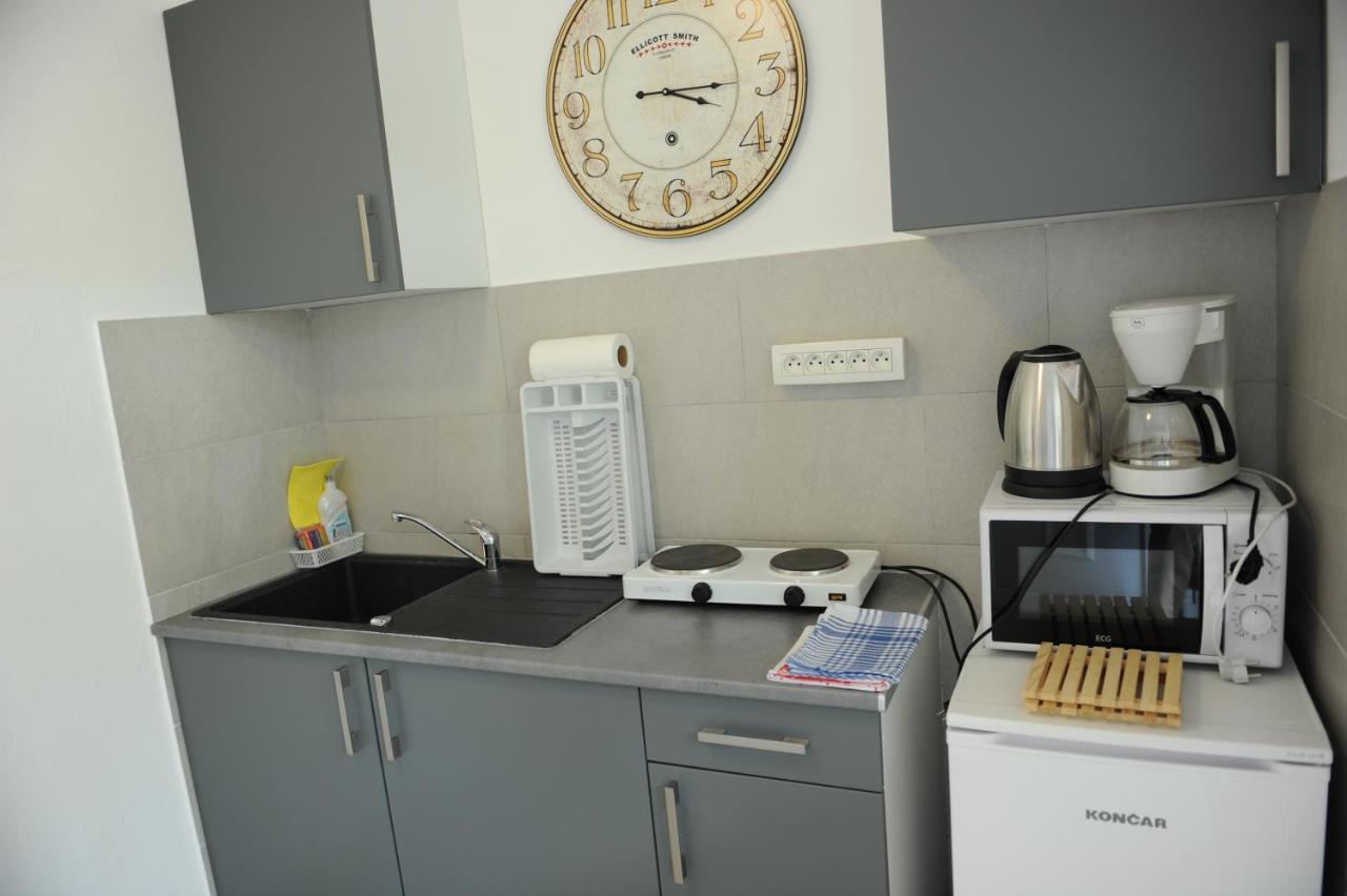 Apartmani Ivisic Vodice Eksteriør billede