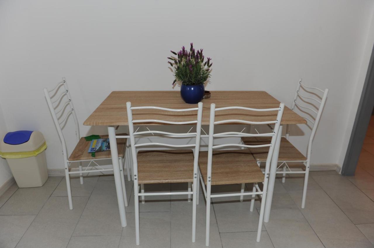 Apartmani Ivisic Vodice Eksteriør billede