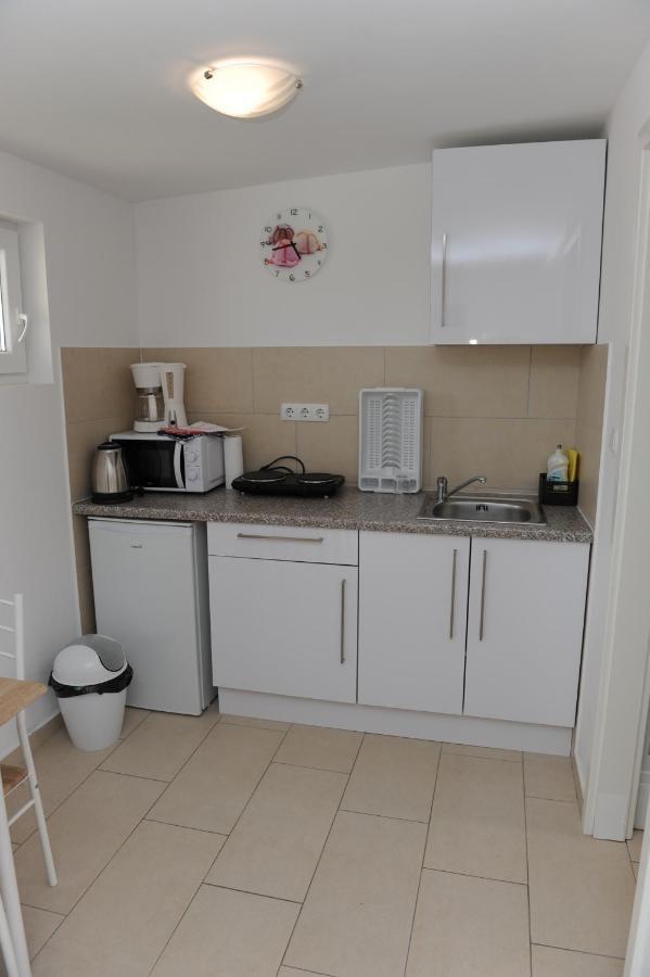 Apartmani Ivisic Vodice Eksteriør billede